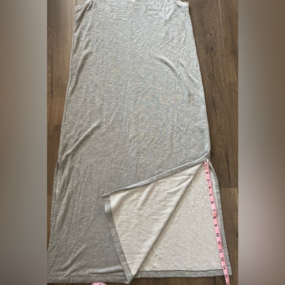 Paige Gray V Neck Sleeveless Tank Dress with side Slits Size Large - Picture 10 of 10